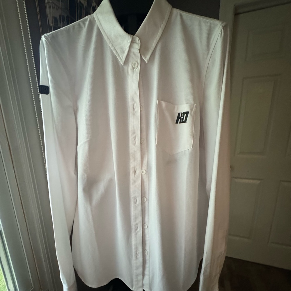 White HD performance women’s button up